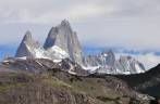 O famoso Cerro Fitz Roy, no Parque Nacional Los Glaciares, em El Chaltén, na patagônia argentina